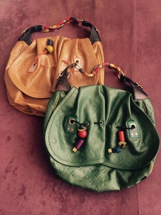 Шикарная козырная кожаная сумка от Louis Vuitton ,небольшая и удобная,очень вмес. . фото 5