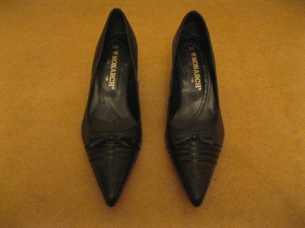 Продаются новые женские кожанные туфли 36 размера. Цвет: черные. Производство: Б. . фото 3