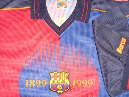 Эксклюзивная футболка, футбольный клуб "Барселона",выпущена к юбилею столетия кл. . фото 5