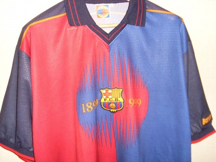 Эксклюзивная футболка, футбольный клуб "Барселона",выпущена к юбилею столетия кл. . фото 4