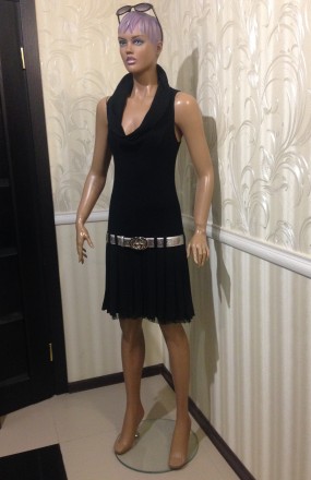 Стильное платье в рубчик насыщенного черного цвета, комбинированное из двух видо. . фото 5