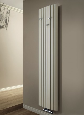 Дизайнерский  радиатор  с вертикальным расположением нагревательных элементов. Е. . фото 5
