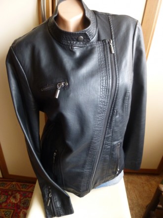 Куртка немецкая из высококачественной искусственной кожи.
Очень удобная и стиль. . фото 2