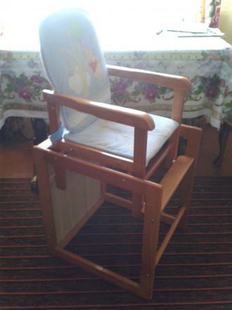 Продам детский стульчик-столик для кормления. Разбирается отдельно как стол и ст. . фото 3