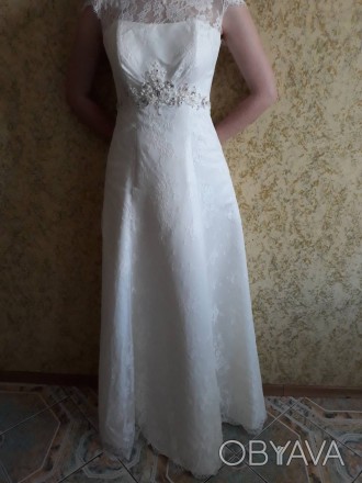 Свадебное платье. В очень хорошем состоянии. 38 размер.  Возможен торг.. . фото 1