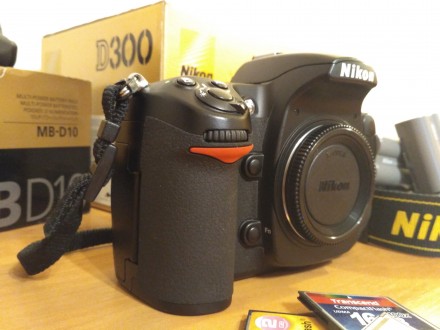 Продам свой отличный набор для фото:
- Nikon D300 ~ пробег 34000, состояние на . . фото 3