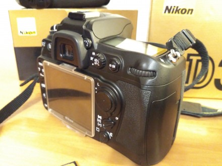 Продам свой отличный набор для фото:
- Nikon D300 ~ пробег 34000, состояние на . . фото 6