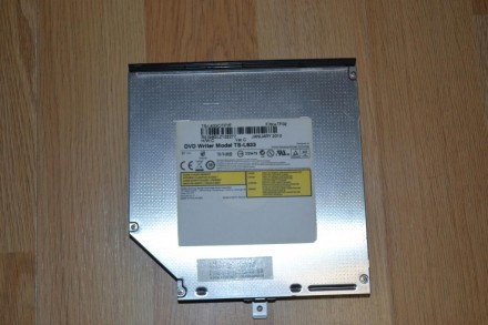 Полностью рабочий DVD/CD снят с ноутбука Toshiba L450D-13j

Доставка есть по в. . фото 2