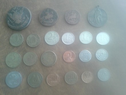 Продам разные монети ( Екатерины|| 5 копеек 1769 года, 3 копейки 1757 года и одн. . фото 3