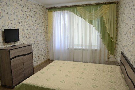Предлагаем посуточно 2-х комнатную квартиру в центре Каменец-Подольска.
ул.Драг. Каменец-Подольский. фото 3