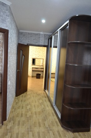 Предлагаем посуточно 2-х комнатную квартиру в центре Каменец-Подольска.
ул.Драг. Каменец-Подольский. фото 5