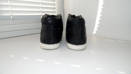 Спортивные ботинки, дезерты Next, оригинал
цвет черный
натуральная кожа, внутр. . фото 4