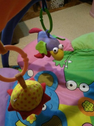 Развивающий коврик для детей от 0 до 1 года. В хорошем состоянии. Качественный.. . фото 3