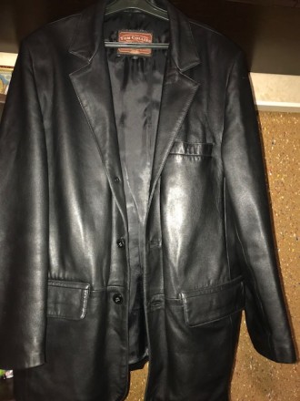 Пиджак кожаный, черный. Размер L.
Состояние идеальное.. . фото 2