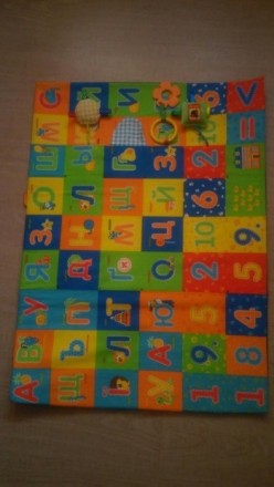 Развивающий коврик для игры и развития ребенка. Выполнен из натуральных тканей, . . фото 2