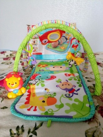 Продам детский развивающий коврик. В очень хорошем состоянии. . фото 2