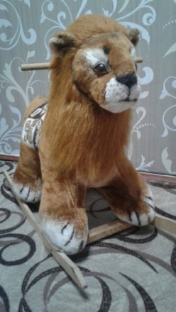 Продам симпатичного льва качалку в хорошем состоянии,ничего не болтается.стоит б. . фото 3