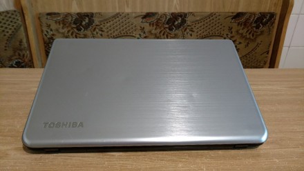 Toshiba S70-A, 17,3'' HD+, i7-4700MQ, 256GB SSD, 8GB, GeForce 740M 2GB, ліц.Win,. . фото 7