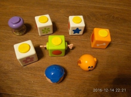 Игрушка-конструктор кубики Chicco - первый конструктор малыша, предназначен для . . фото 2