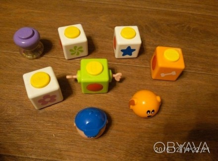 Игрушка-конструктор кубики Chicco - первый конструктор малыша, предназначен для . . фото 1