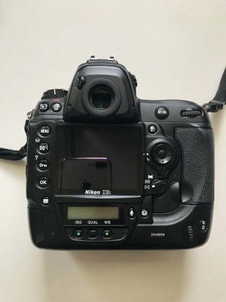 Продам Nikon D3s Body в отличном состоянии! Полный комплект (зарядка, аккумулято. . фото 4