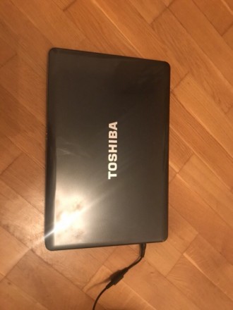 Продам ноутбук Toshiba L555. Привезений з США. Стан хороший, є окремі подряпини . . фото 5