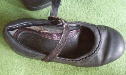туфлі чорні шкіряні на зручній липучці. . фото 4