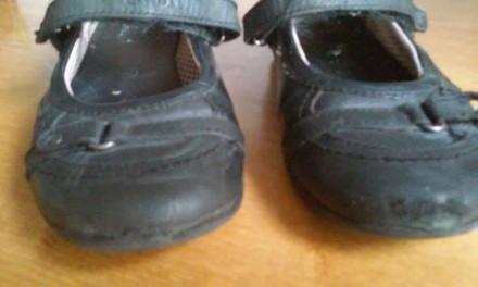 туфлі чорні, шкіряні
на зручній липучці. . фото 3
