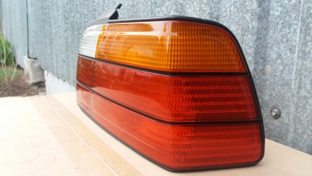 Хочу запропонувати стоп правий на BMW 3 Е36 Купе Кабріо 96-97р який бачите на фо. . фото 4