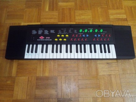 Продается детский синтезатор "ELECTRONIC KEYBOARD",черного цвета, в хорошем,рабо. . фото 1
