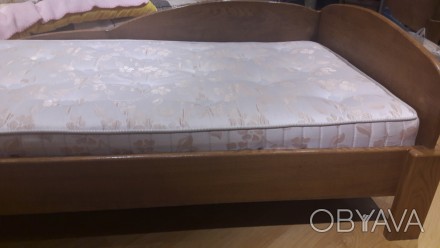 Продається дитяче дубове ліжко,розмір 90×160,покрите еколаком,з матрацом фірми В. . фото 1