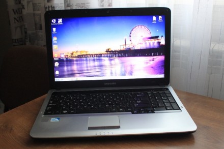 Производительный 2-х ядерный ноутбук Samsung RV510 в отличном состоянии
В ноутб. . фото 2