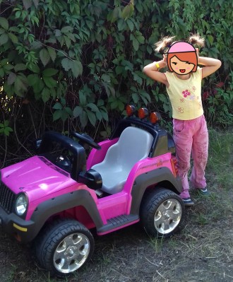Джип розовый для активной девчонки!! Одноместный, фары включаются, большие колес. . фото 4