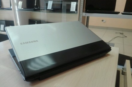 Игровой ноутбук Samsung NP300E7Z (Танки, Дота идут легко!)
Продам игровой ноутб. . фото 4