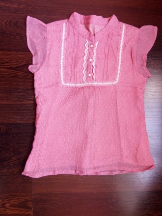 Красивая, розовая блузочка на девочку 6-7 лет, в хорошем состоянии.. . фото 2