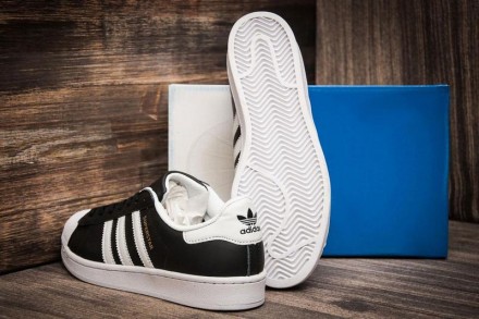 Кроссовки мужские Adidas Superstar, черные (2524-2), [ 41 42 ]
990 грн
Размеры. . фото 6