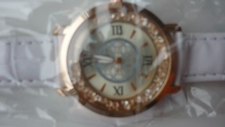 Продам жіночий годинник марки xiniu. Виглядає годинник стильно на жіночій руці. . . фото 5