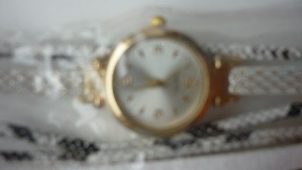 Продам жіночий годинник марки xiniu. Виглядає годинник стильно на жіночій руці. . . фото 6
