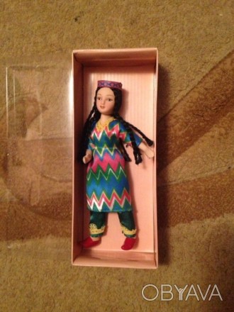 Продам фарфоровую куклу из коллекции "Разные национальности", в коллекции 30 кук. . фото 1