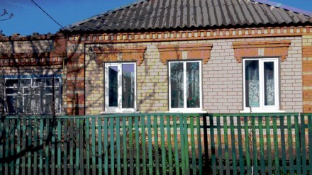 дом с газовым отоплением котел поменян в прошлом году,во дворе колодец,летняя ку. Долинская. фото 3