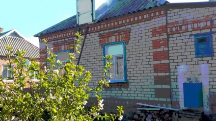 дом с газовым отоплением котел поменян в прошлом году,во дворе колодец,летняя ку. Долинская. фото 2