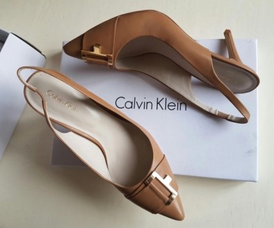 Элегантные кожаные туфельки от Calvin Klein 
Нюдовые лодочки - обувь которая до. . фото 2