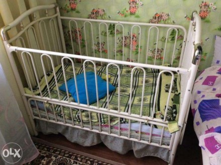 Детская кроватка Geoby имеет оригинальный дизайн и очень удобна в использовании.. . фото 2