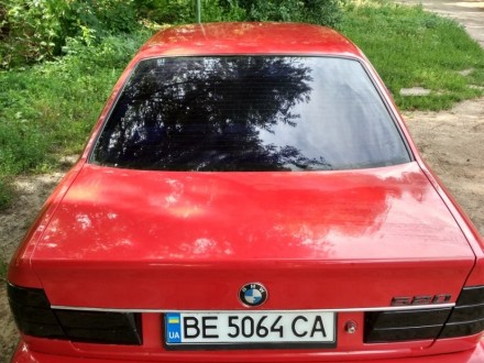 Продам BMW E34 в хорошем рабочем состояние. Мотор плита работает ровно без нарек. . фото 2
