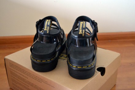 Продам оригінальні жіночі сандалі Dr. Martens Blaire Patent (https://www.drmarte. . фото 5