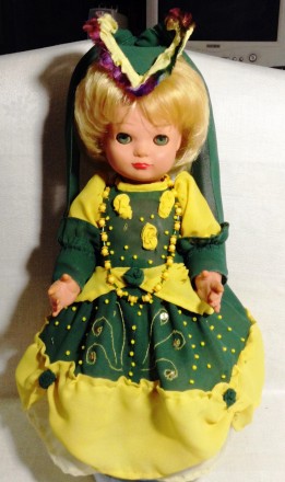 Куклы производства ГДР в хорошем состоянии, в тематических костюмах исторической. . фото 2