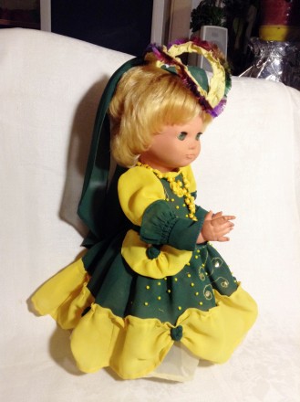 Куклы производства ГДР в хорошем состоянии, в тематических костюмах исторической. . фото 3
