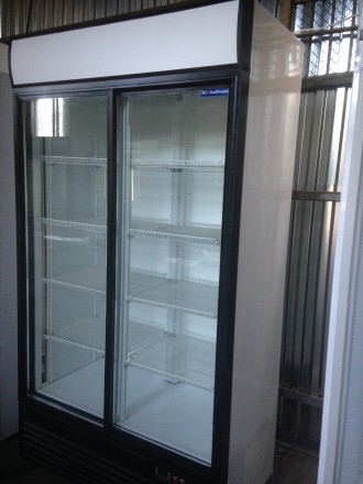 Холодильные шкафы б/у со стеклянной дверью, в хорошем состоянии. Шкафы с распашн. . фото 3