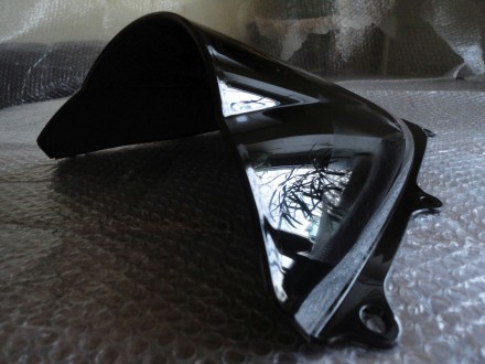 Вітрове скло для мотоцикла Suzuki GSX-R1000 2009р-2015р, горбате нове колір чорн. . фото 4