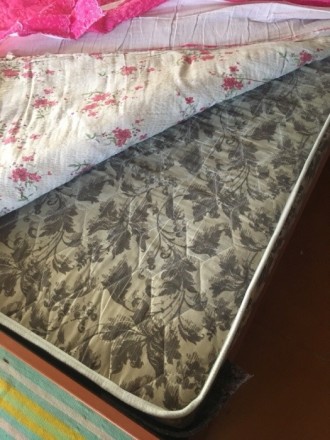 Продам двуспальную кровать с каркасным матрасом без дефектов ! Покупали в январе. . фото 6